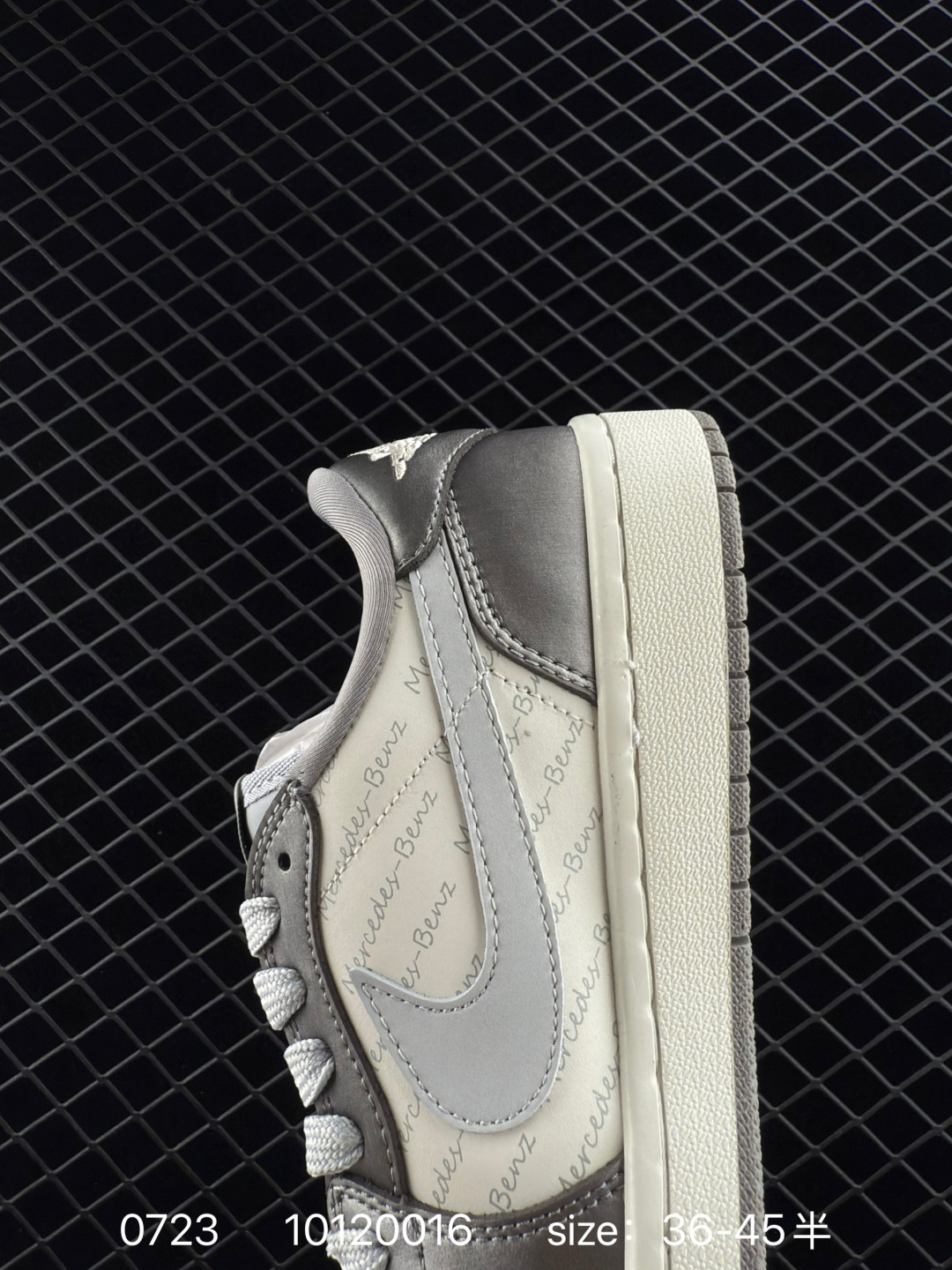 Nike Air Jordan 1 x Travis Scott AJ1